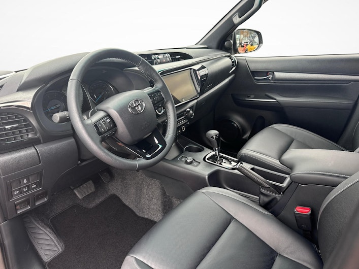 Vehicle image TOYOTA HI-LUX