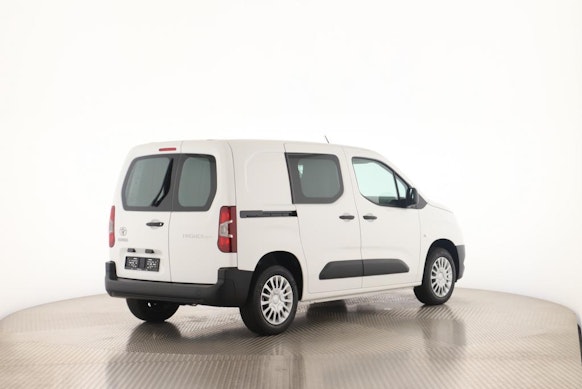 TOYOTA PROACE CITY Van L2 1.2 Active 2