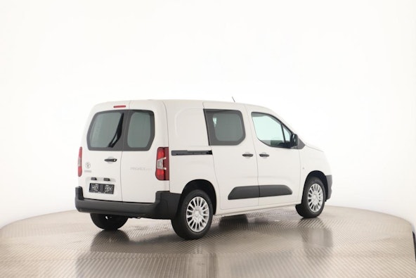 Vehicle image 2 Vehicle image 2