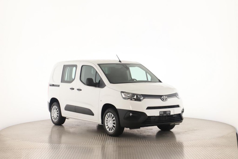 Vehicle image TOYOTA PROACE CITY