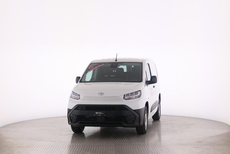 Vehicle image TOYOTA PROACE CITY