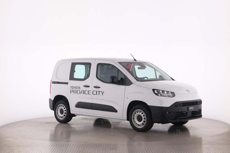 Vehicle image TOYOTA PROACE CITY