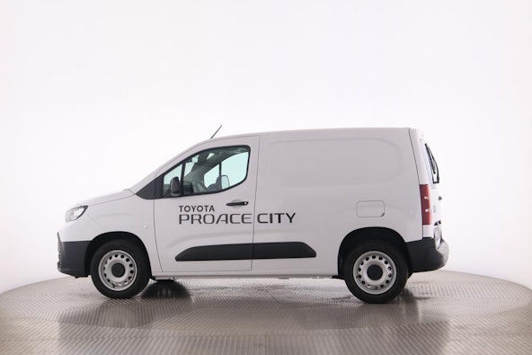 Vehicle image 11 Vehicle image 11