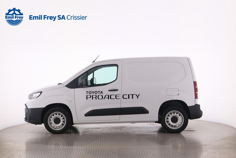 Vehicle image TOYOTA PROACE CITY