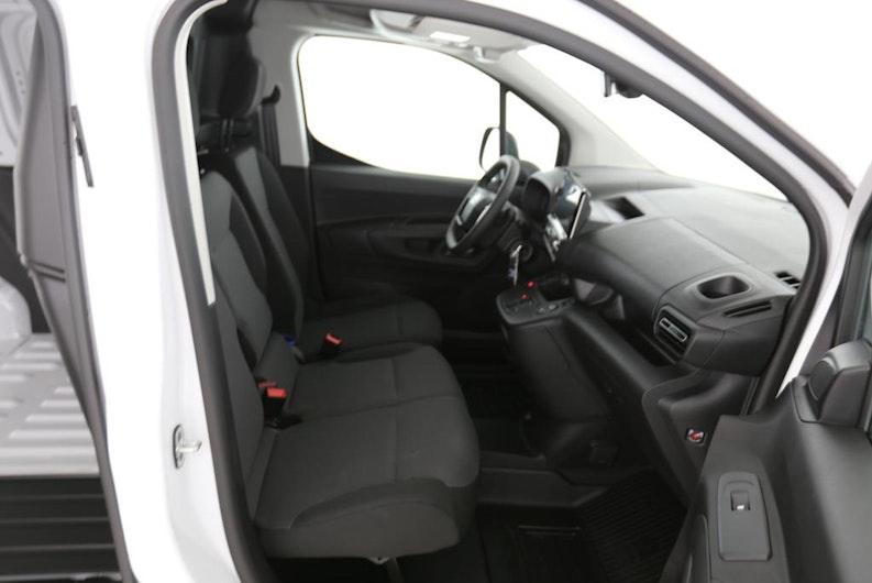 Vehicle image TOYOTA PROACE CITY