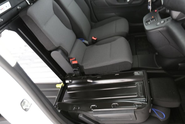 Vehicle image 7 Vehicle image 7