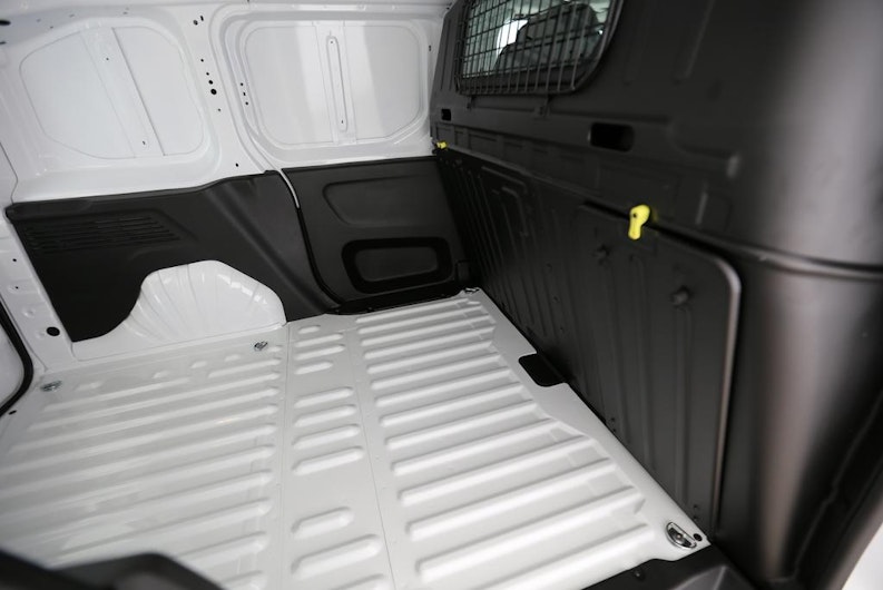 Vehicle image TOYOTA PROACE CITY