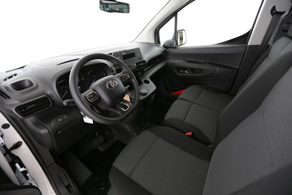 TOYOTA PROACE CITY Van L2 1.2 Active 3