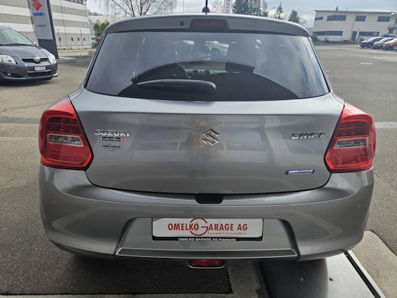 Vehicle image 8