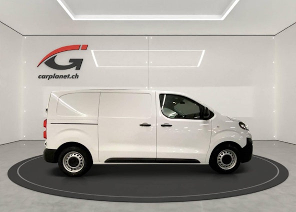 Vehicle image 3 Vehicle image 3