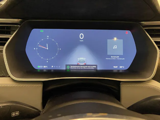 Tesla Model S 90 Performance D Allrad 772 PS