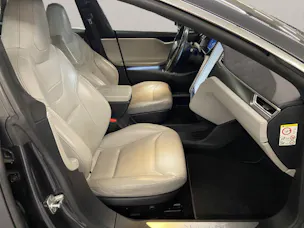 Tesla Model S 90 Performance D Allrad 772 PS