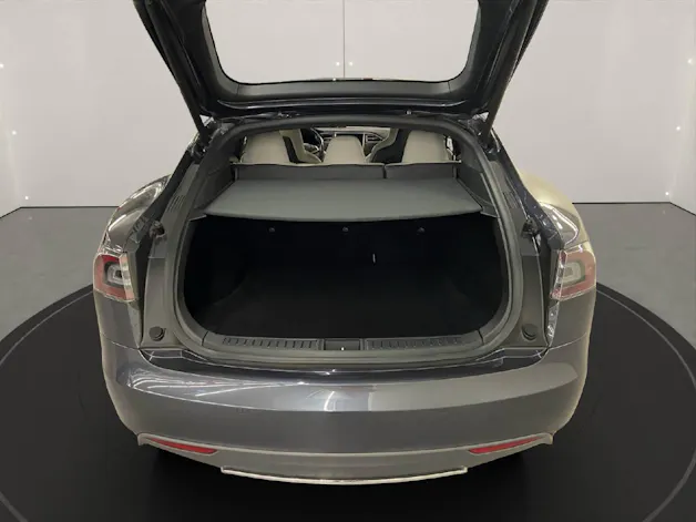 Tesla Model S 90 Performance D Allrad 772 PS
