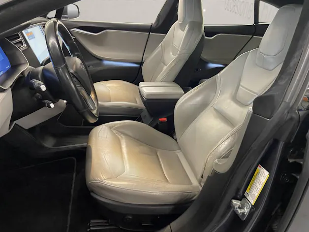 Tesla Model S 90 Performance D Allrad 772 PS