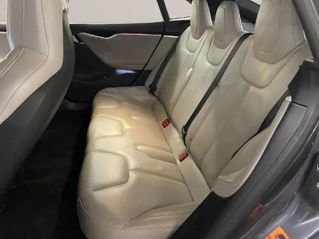 Tesla Model S 90 Performance D Allrad 772 PS