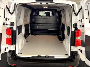 Peugeot Expert Kaw. Standard 1.5 BlueHDi 120