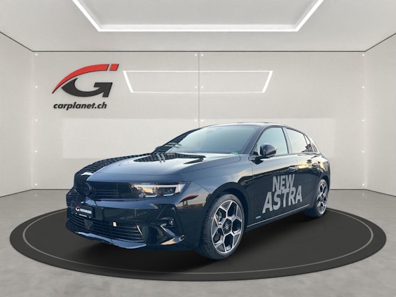 First vehicle image
