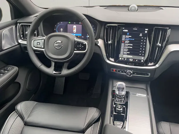 Volvo V60 2.0 B4 Ultimate Dark
