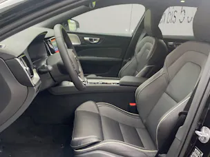 Volvo V60 2.0 B4 Ultimate Dark