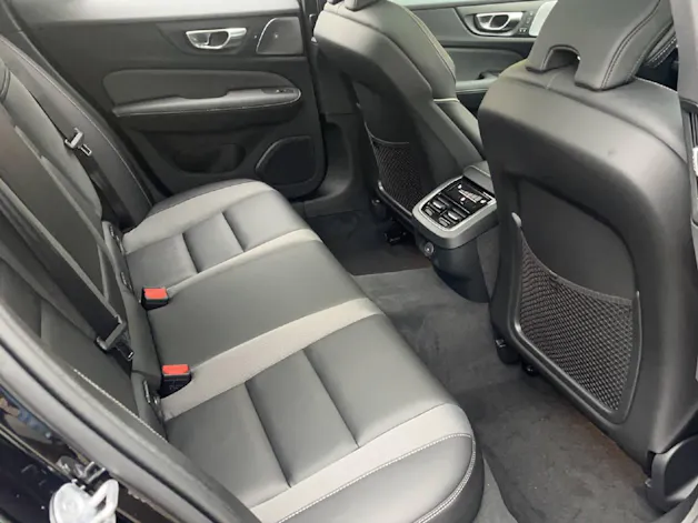 Volvo V60 2.0 B4 Ultimate Dark