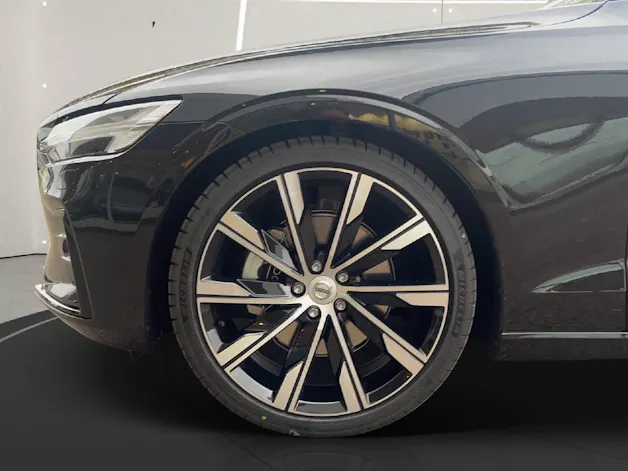Volvo V60 2.0 B4 Ultimate Dark