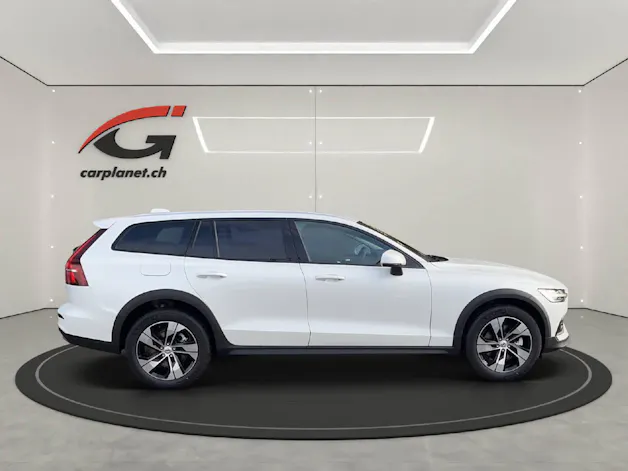 Volvo V60 Cross Country 2.0 B4 Plus AWD