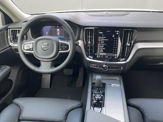 Volvo V60 Cross Country 2.0 B4 Plus AWD