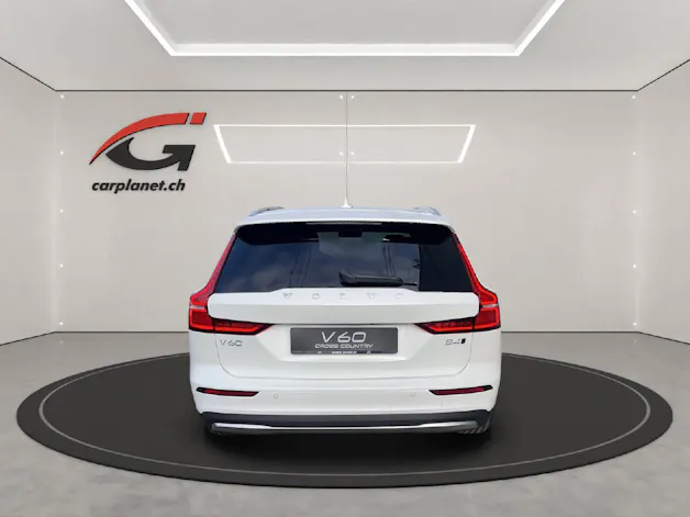 Volvo V60 Cross Country 2.0 B4 Plus AWD