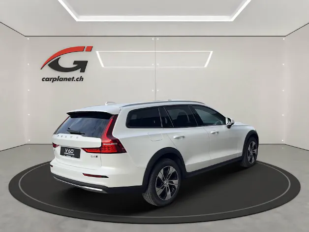 Volvo V60 Cross Country 2.0 B4 Plus AWD
