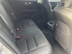 Volvo V60 Cross Country 2.0 B4 Plus AWD