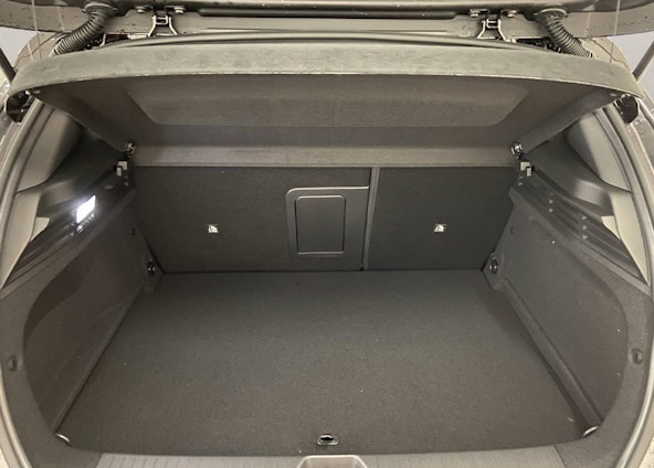 Vehicle image 11 Vehicle image 11