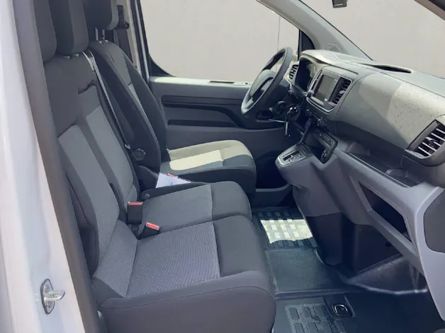 Peugeot e-Expert Kaw. 75 kWh 136 Premium