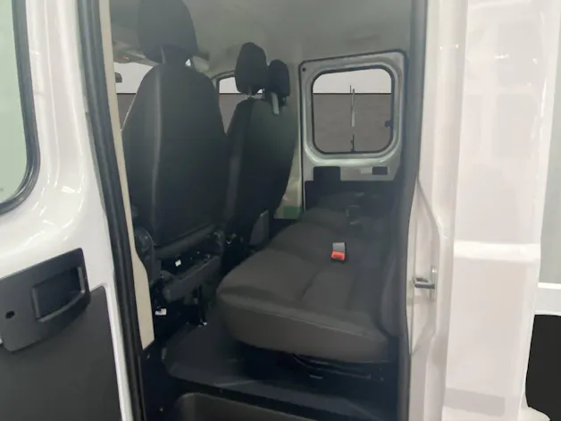 Peugeot Boxer DKab.-Pick-Up 335 L3 2.2 BlueHDi 165