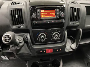 Peugeot Boxer DKab.-Pick-Up 335 L3 2.2 BlueHDi 165