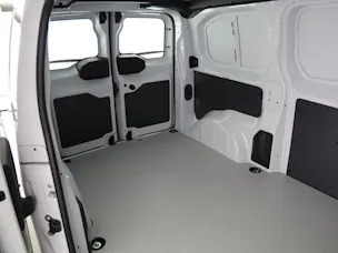 Citroën e-Jumpy Kaw. M 50 kWh Swiss Edition