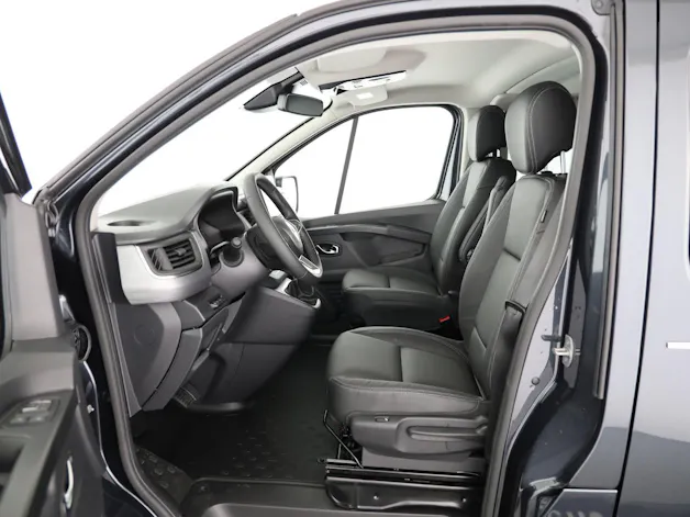 Renault Trafic Spaceclass 2.0 dCi Blue