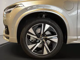 Volvo XC90 T8 eAWD R-Design