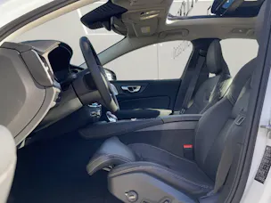 Volvo S60 2.0 T8 TE Ultimate Dark eAWD