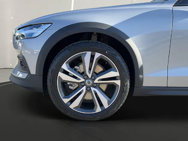 Volvo V60 Cross Country 2.0 B4 Ultimate AWD