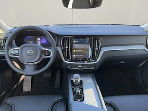 Volvo V60 Cross Country 2.0 B4 Ultimate AWD