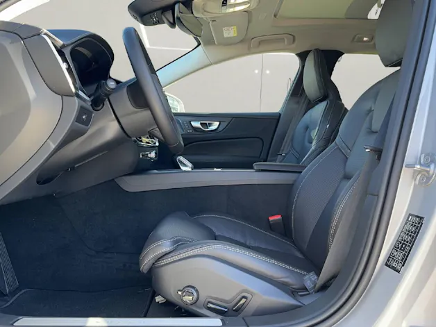 Volvo V60 Cross Country 2.0 B4 Ultimate AWD