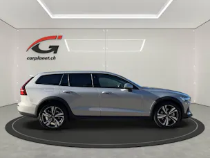 Volvo V60 Cross Country 2.0 B4 Ultimate AWD