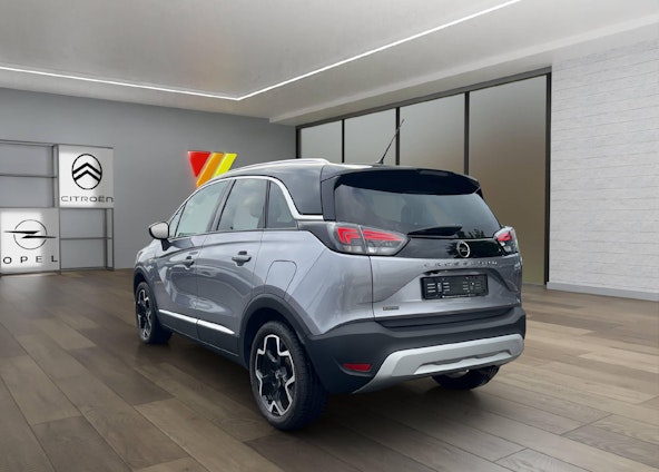 Vehicle image 4 Vehicle image 4