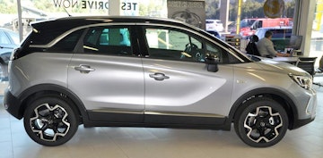 Vehicle image OPEL CROSSLAND 0