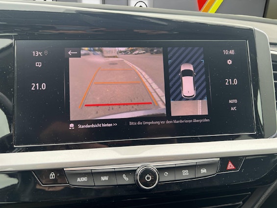 Vehicle image 11 Vehicle image 11