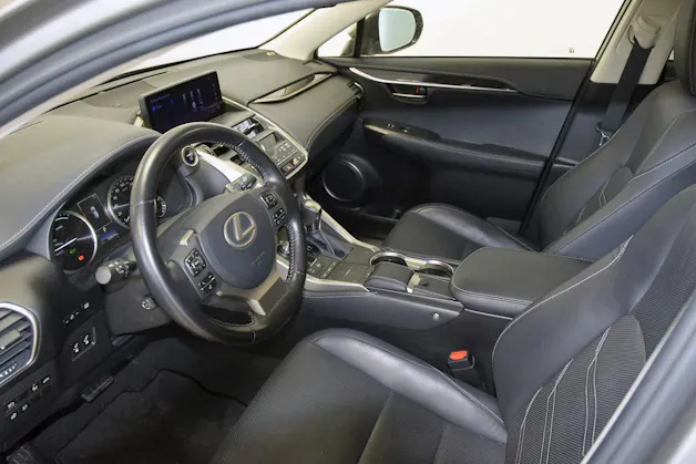 Lexus NX 300h Excellence