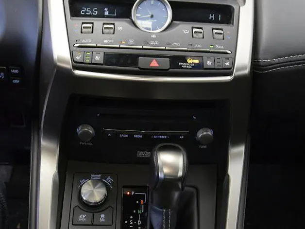 Lexus NX 300h Excellence