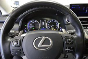 Lexus NX 300h Excellence