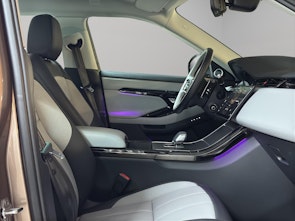 Vehicle image LAND ROVER Range Rover Evoque 1.5 T 300e Dynamic HSE