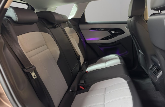 Vehicle image 6 Vehicle image 6